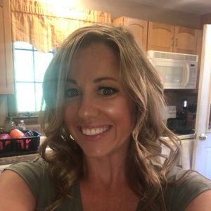 Meet your Posher, Heidi